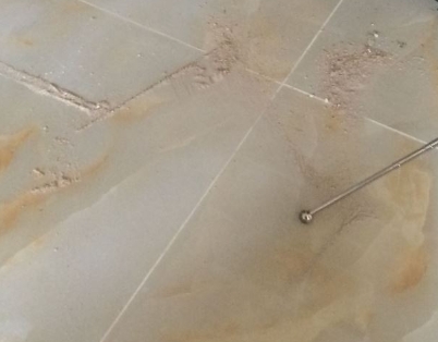 江海瓷砖空鼓维修公司分享粘合剂选择不当在瓷砖铺贴过程中可能导致以下问题